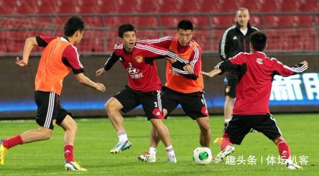 2010年南非足球世界杯冠军，西班牙的辉煌时刻