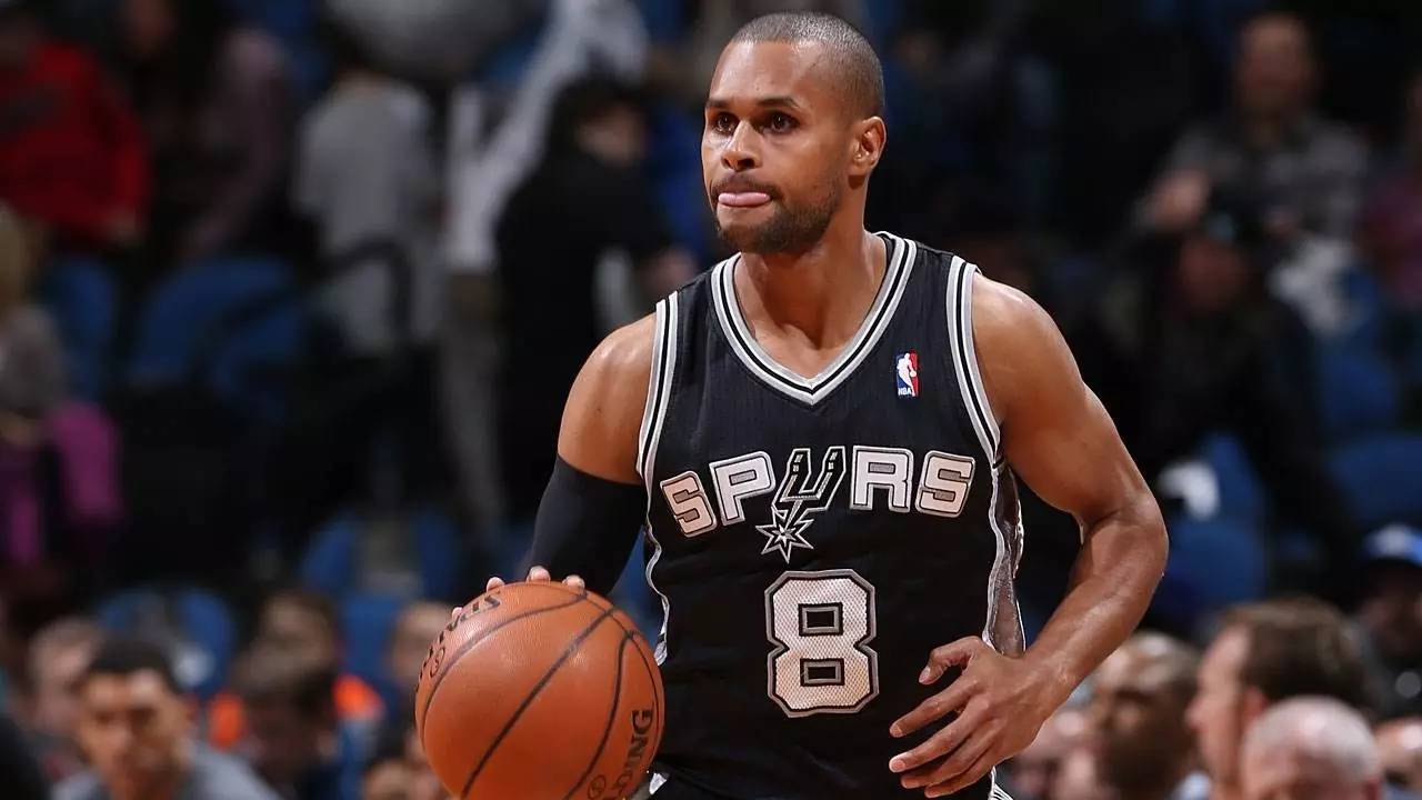 NBA老鹰队球员薪资2026