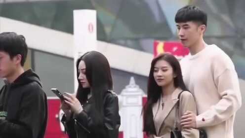 女子自称长得好看不想排队，一场关于美与规则的幽默对话